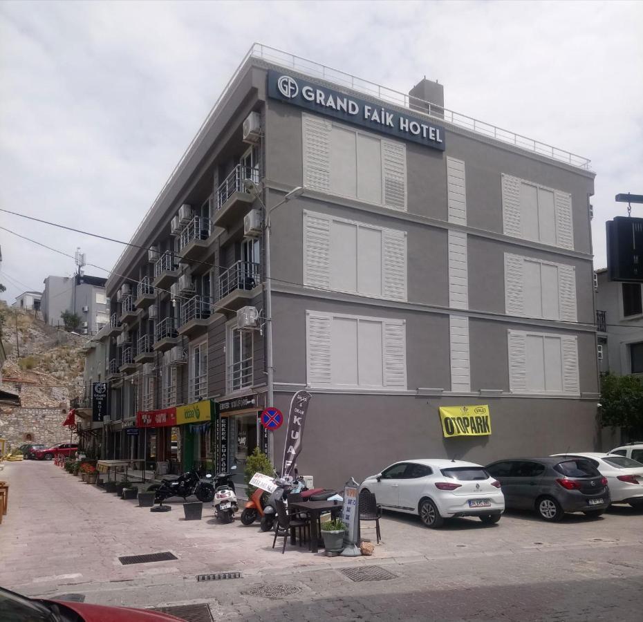 Grand Faik Hotel เซสเม ภายนอก รูปภาพ