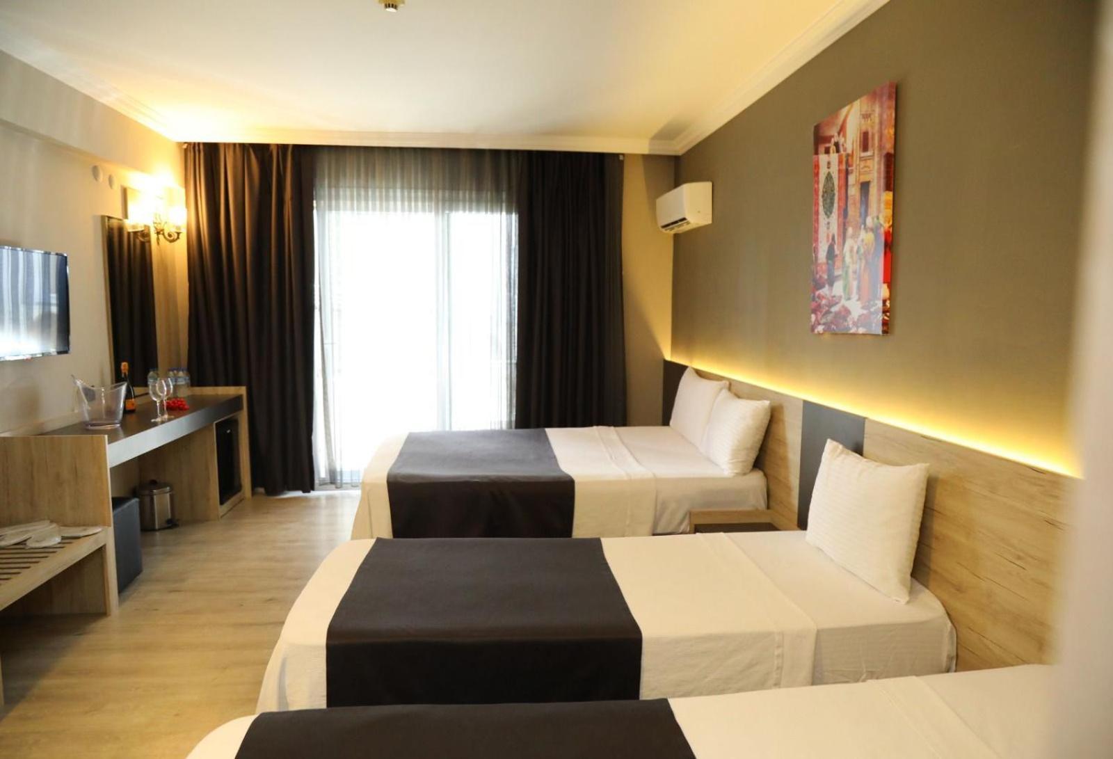 Grand Faik Hotel เซสเม ภายนอก รูปภาพ